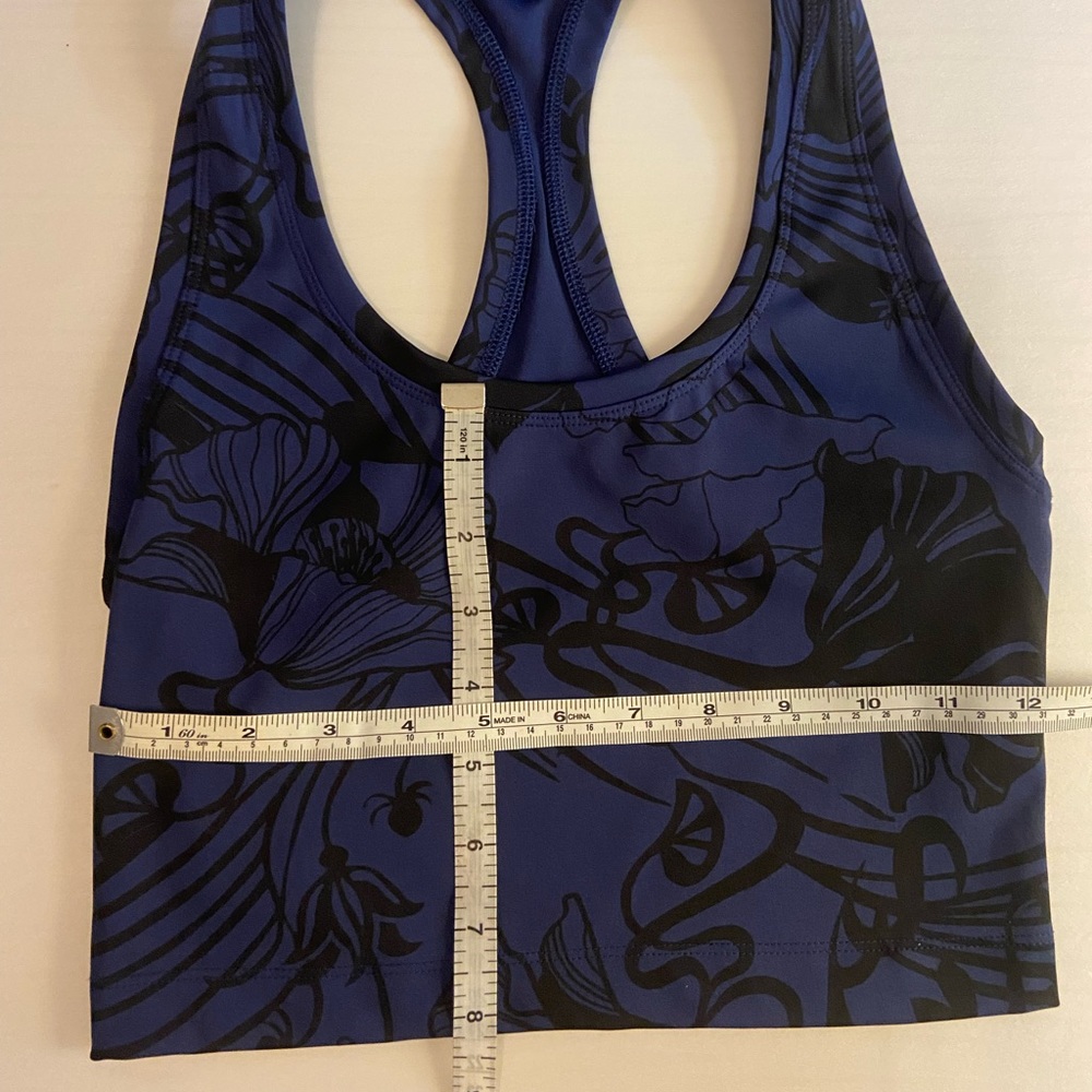 Forever 21 athletic flora top